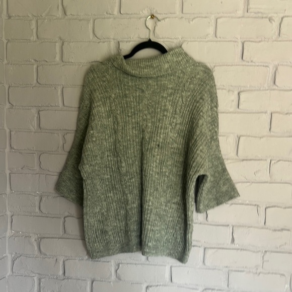 NWOT Democracy Green Cowl & Turtleneck Sweaters size S - Picture 5 of 5